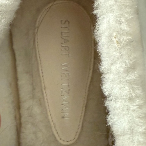 NWOB Stuart Weitzman Ivory Leather and Fur Loafer. Size 9 - Picture 9 of 13